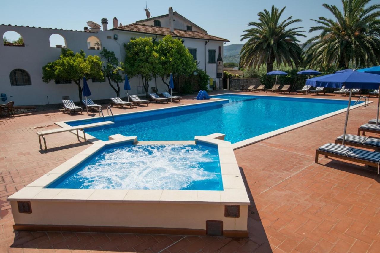 Azienda Agricola Sapereta Porto Azzurro Exteriér fotografie