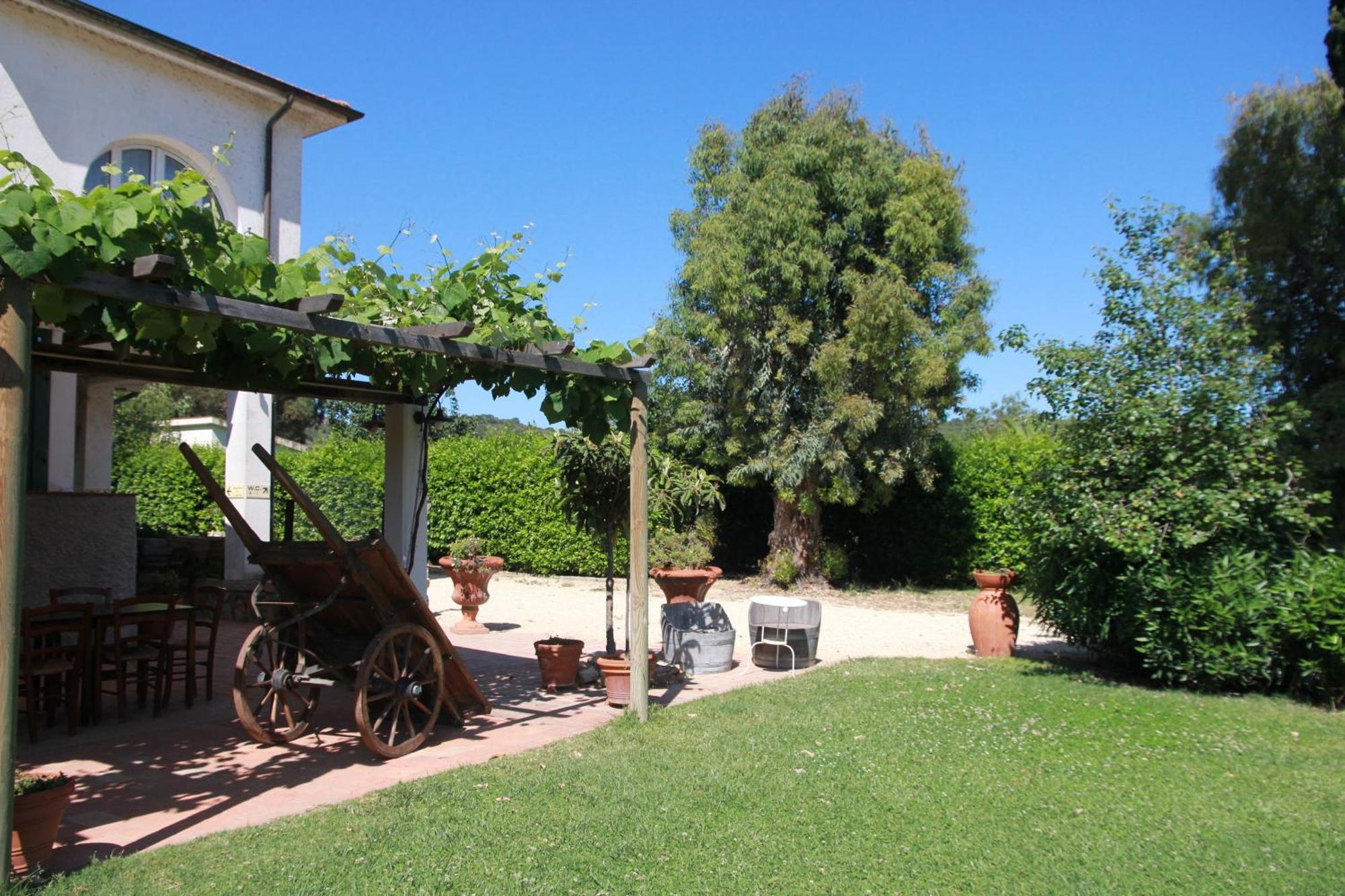 Azienda Agricola Sapereta Porto Azzurro Exteriér fotografie